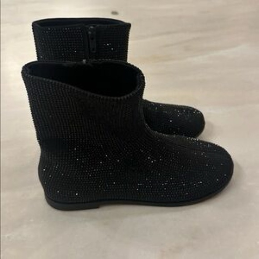 New Zara black rhinestone-embellished ankle boots size 38 US size 7/7.5